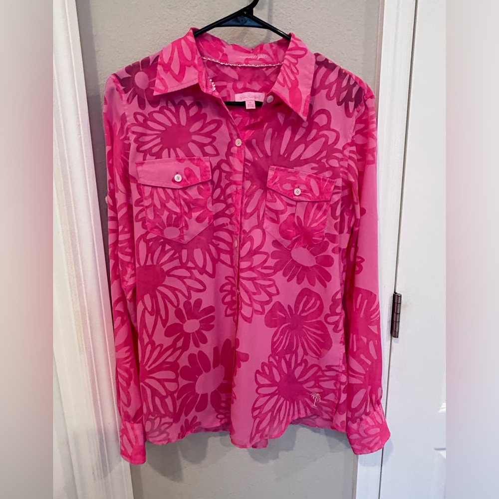 Lilly Pulitzer Pink Floral Resort Fit Button Down Top